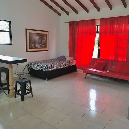 מלון Guatapé Balcones De La Casona מראה חיצוני תמונה