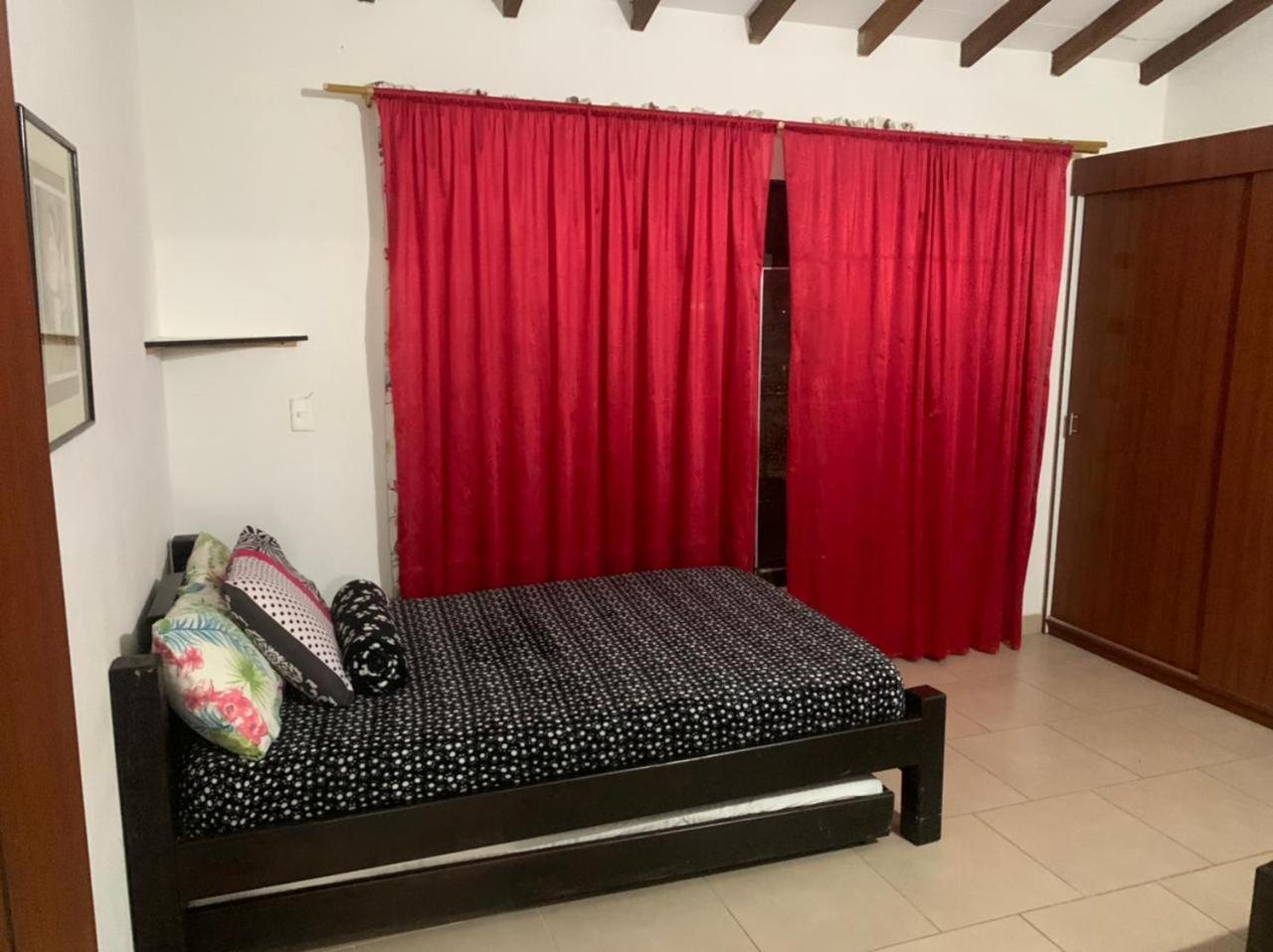 מלון Guatapé Balcones De La Casona מראה חיצוני תמונה