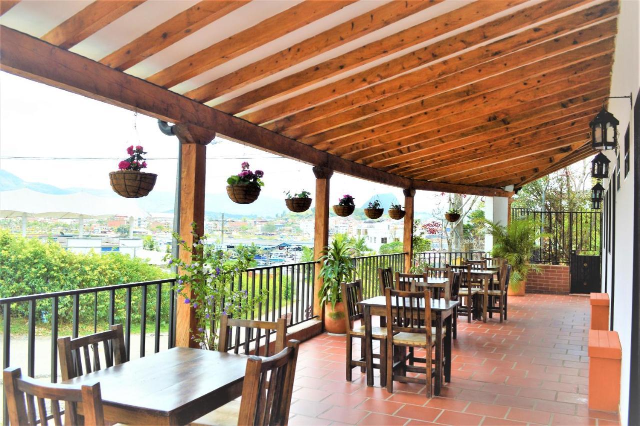 מלון Guatapé Balcones De La Casona מראה חיצוני תמונה